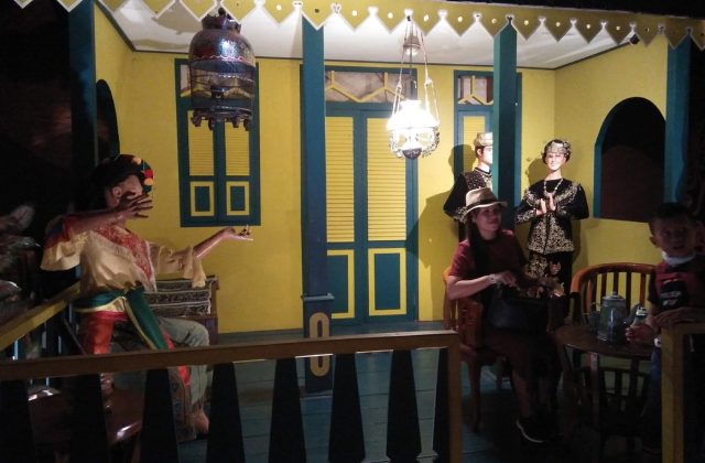 Rumah adat jawa — Galeri Budaya Nusantara - Rumah Adat Betawi